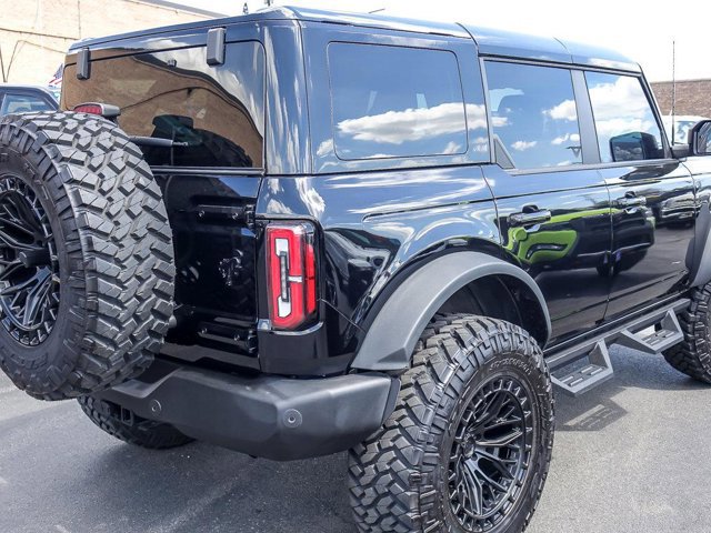 Certified 2024 Ford Bronco Outer Banks w/ Sasquatch Package AWD/4WD image 9