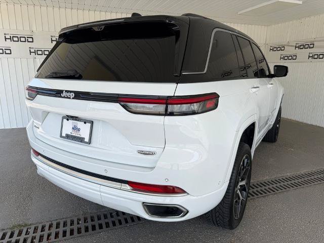 Used 2025 Jeep Grand Cherokee Summit AWD/4WD image 24