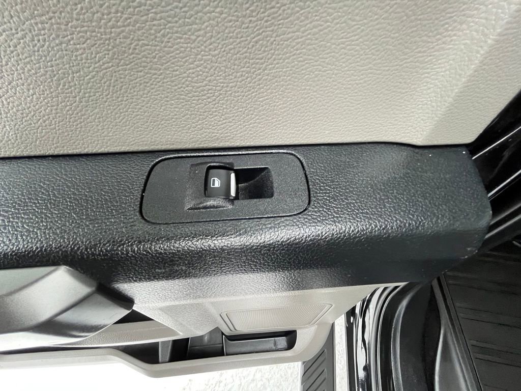 Certified 2019 Ford F150 XLT w/ Equipment Group 302A Luxury image 25