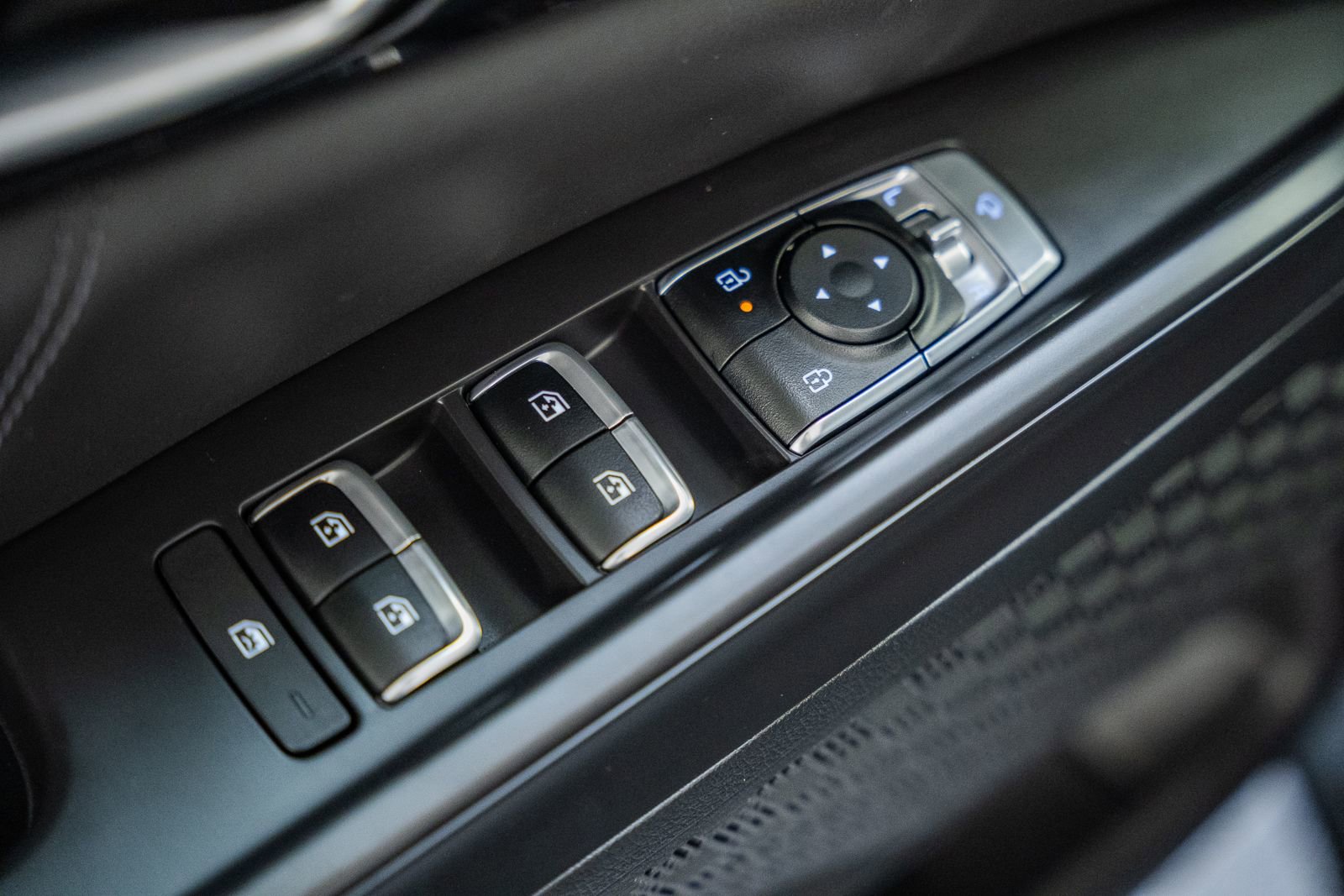 Used 2025 Kia Carnival SX Prestige image 45