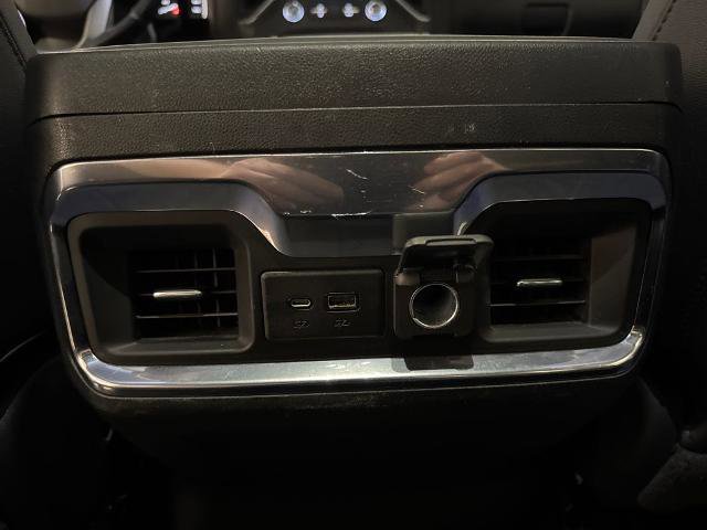 Used 2022 GMC Sierra 2500 AT4 w/ AT4 Premium Plus Package image 32