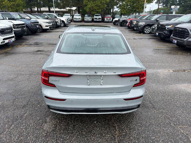 Used 2024 Volvo S60 B5 Plus AWD/4WD image 6