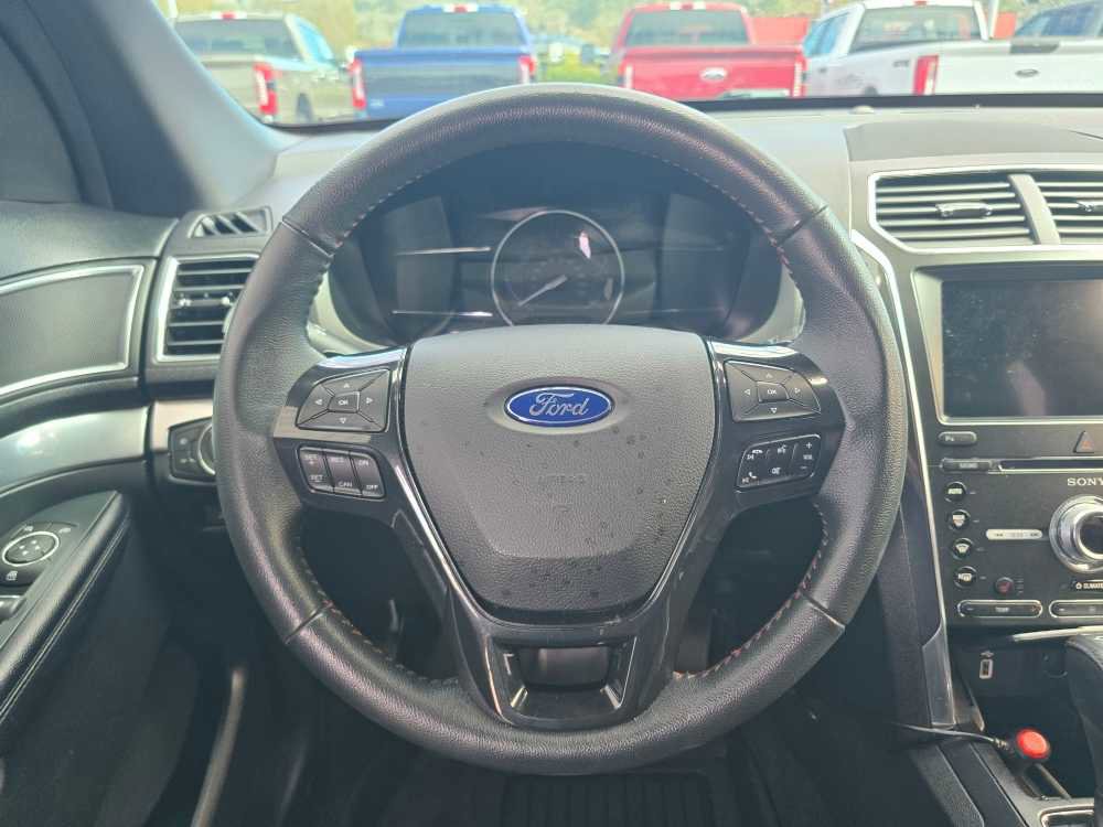 Certified 2018 Ford Explorer Sport image 12
