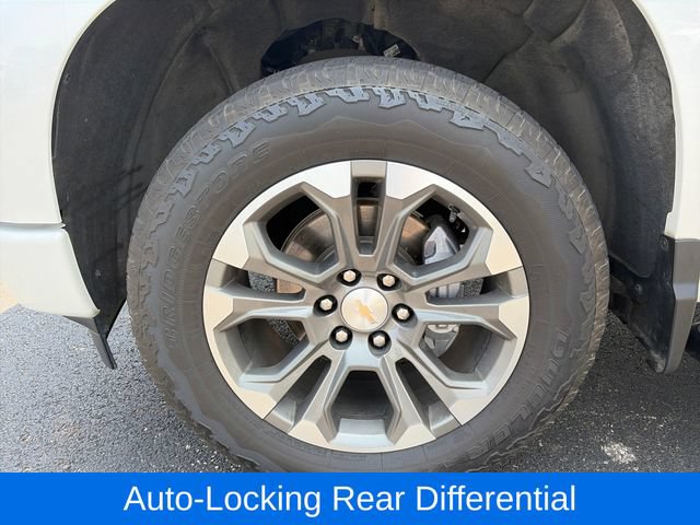 Used 2024 Chevrolet Silverado 1500 High Country AWD/4WD image 29