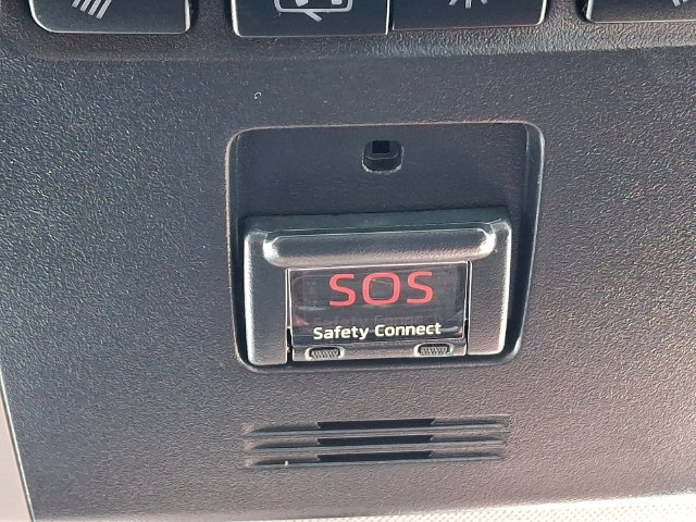 Used 2019 Toyota Camry XLE FWD image 28
