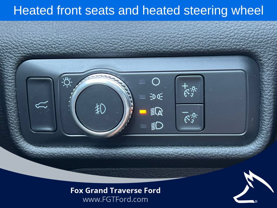 Certified 2022 Ford Explorer XLT w/ Equipment Group 202A AWD/4WD image 18