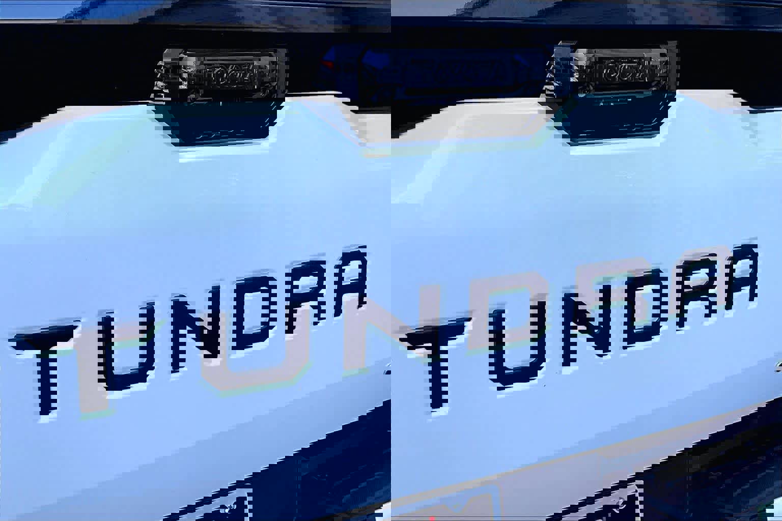 Used 2025 Toyota Tundra Platinum image 34