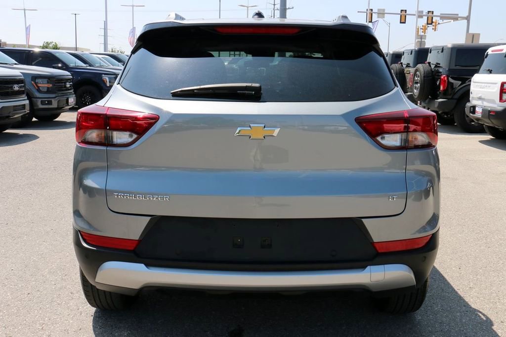 Used 2026 Chevrolet TrailBlazer LT w/ Driver Confidence Package FWD image 6