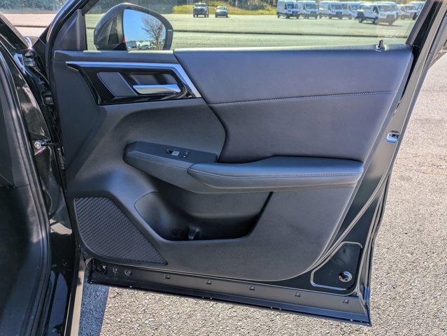 Used 2024 Mitsubishi Outlander SE Black Edition image 33