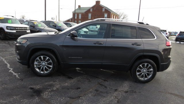 Used 2019 Jeep Cherokee Latitude Plus w/ Comfort/Convenience Group image 13