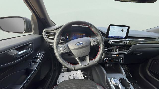 Certified 2025 Ford Escape ST-Line AWD/4WD image 11