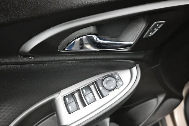 Used 2024 Chevrolet Malibu LT FWD image 18