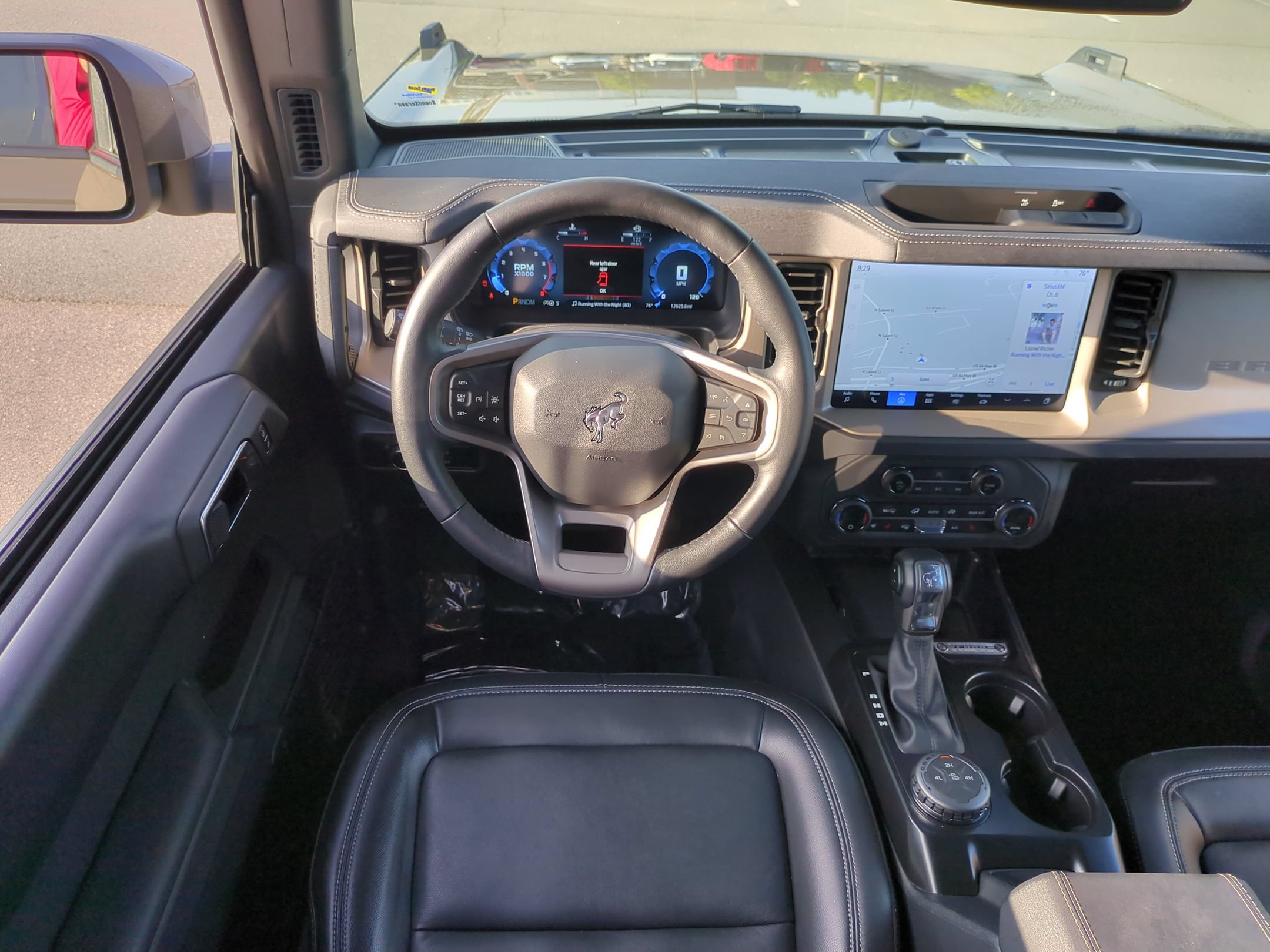 Certified 2025 Ford Bronco Outer Banks AWD/4WD image 35