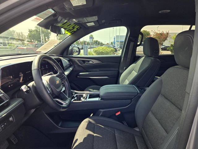 Used 2024 Chevrolet Traverse LT FWD image 26