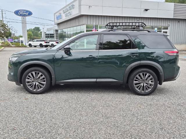 Used 2024 Nissan Pathfinder SL w/ SL Premium Package AWD/4WD image 5
