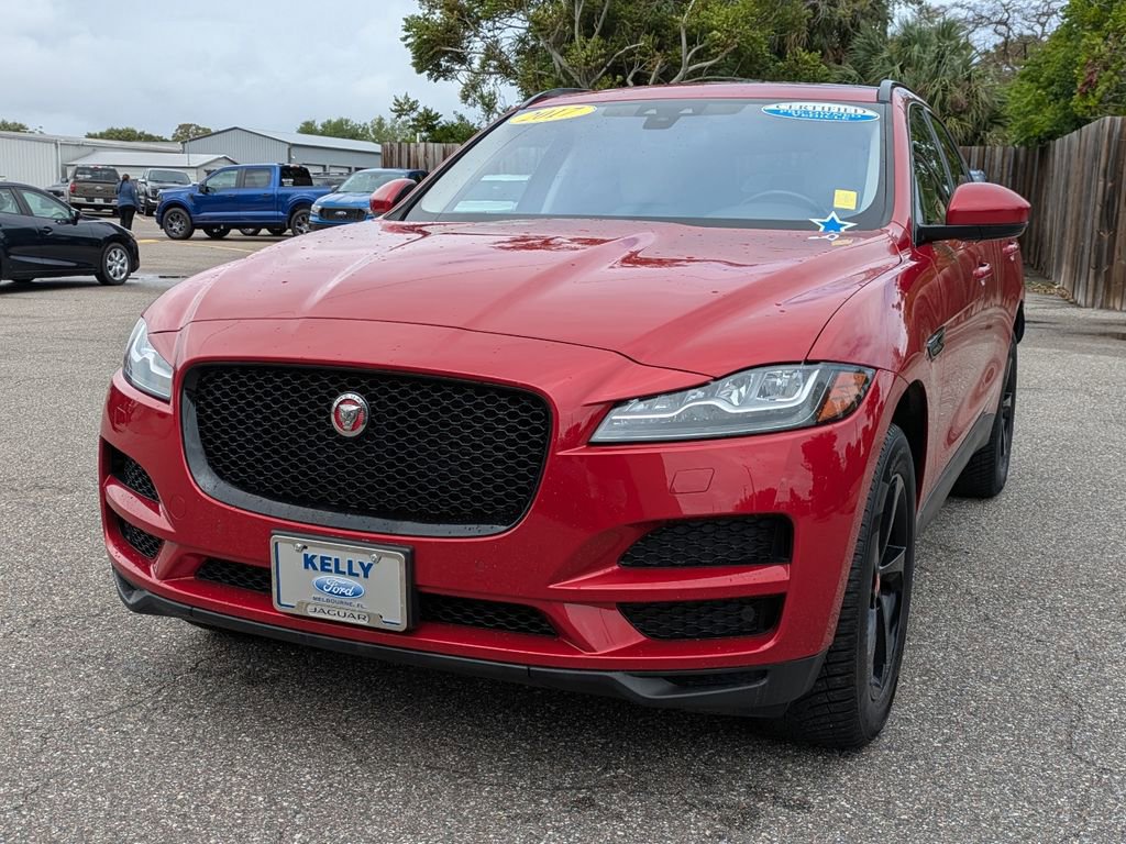 Used 2017 Jaguar F-PACE Prestige image 2