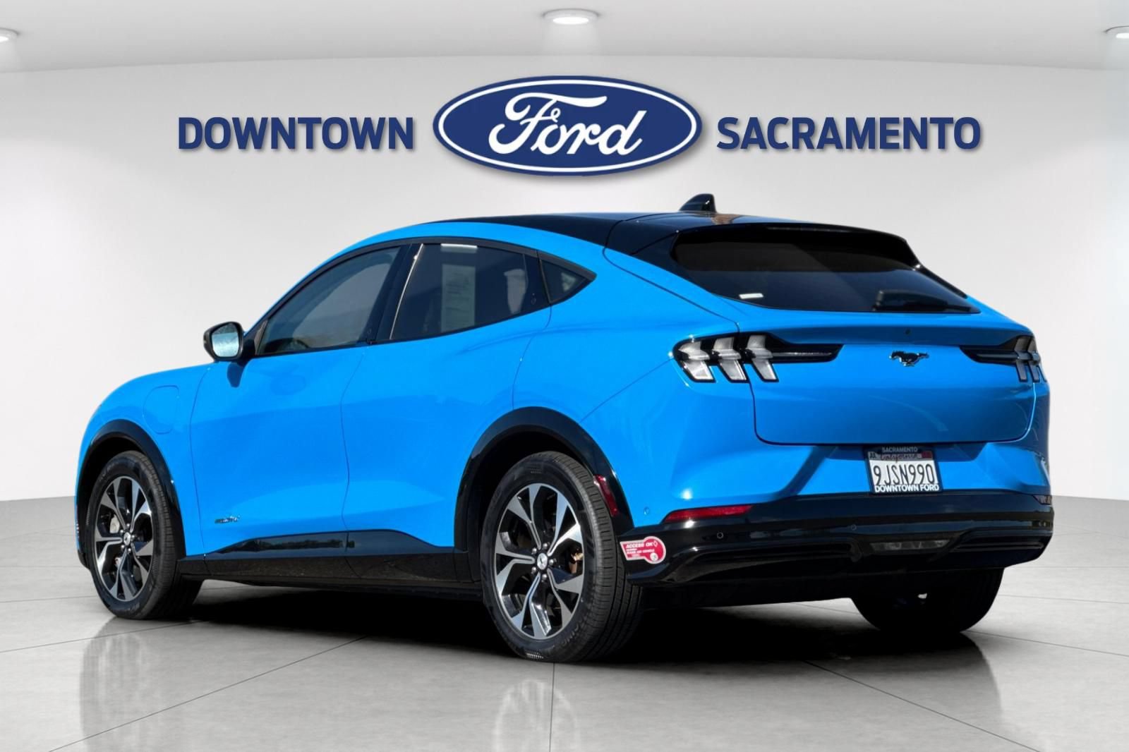 Certified 2023 Ford Mustang Mach-E Premium RWD image 8