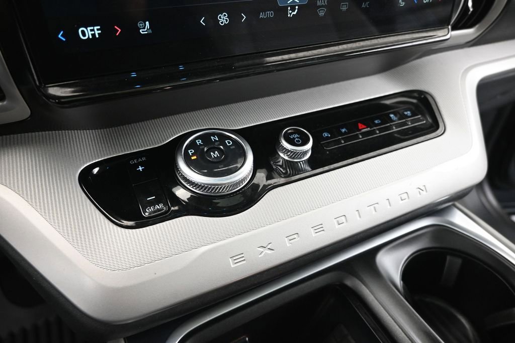 Certified 2025 Ford Expedition Max Active RWD image 17
