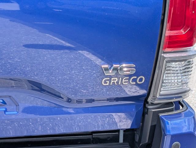 Used 2022 Toyota Tacoma TRD Sport w/ Technology Package RWD image 13