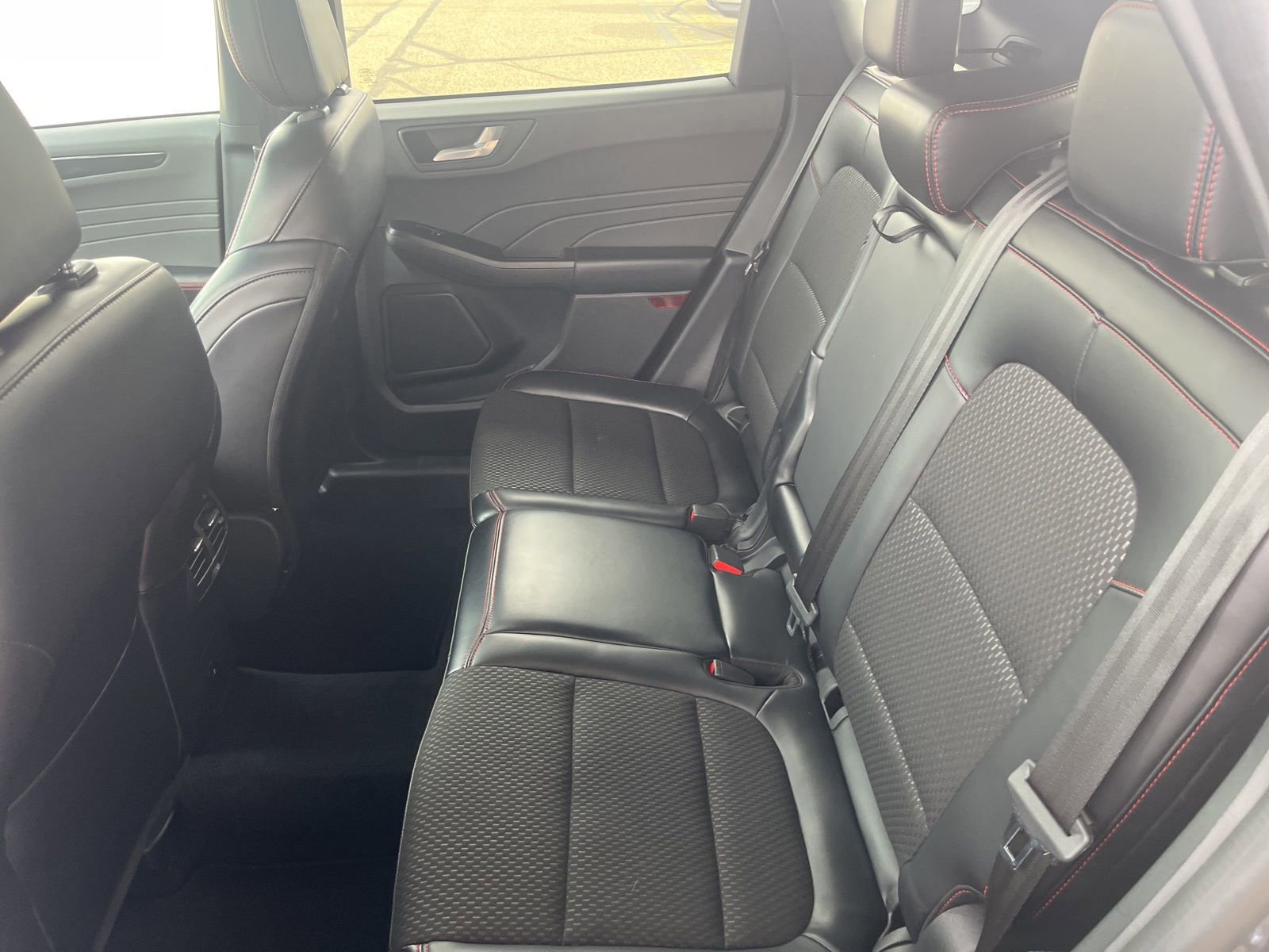 Certified 2024 Ford Escape ST-Line w/ Tech Pack #1 image 10