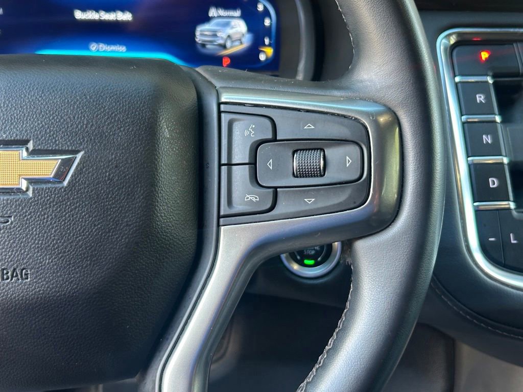 Used 2023 Chevrolet Suburban LT image 40