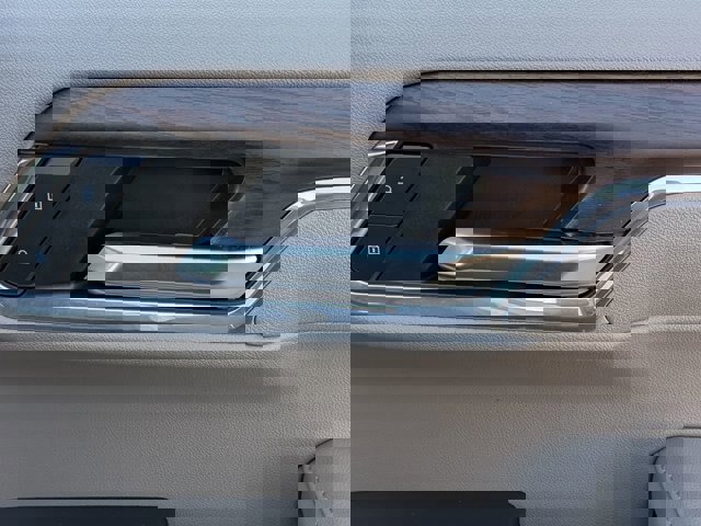 Used 2024 GMC Sierra 1500 SLT w/ SLT Premium Plus Package image 37