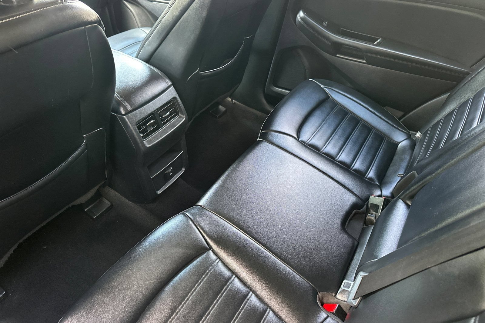 Certified 2019 Ford Edge SEL w/ Equipment Group 201A AWD/4WD image 14