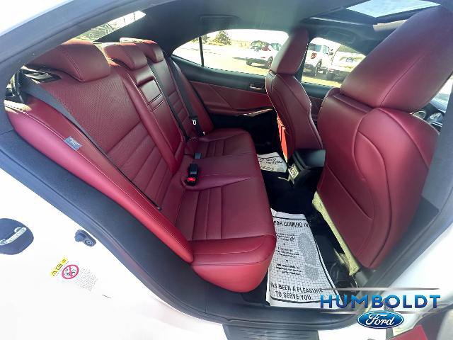 Used 2018 Lexus IS 300 AWD image 32