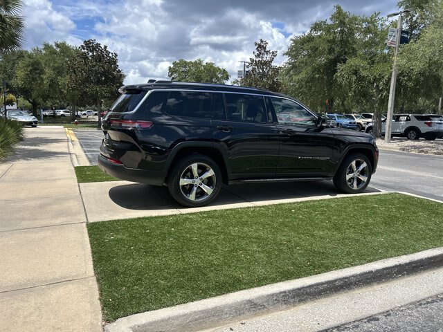 Used 2021 Jeep Grand Cherokee L Limited w/ Trailer Tow Group (B) AWD/4WD image 4