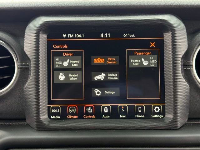 Used 2021 Jeep Wrangler Unlimited Sahara w/ Cold Weather Group AWD/4WD image 27