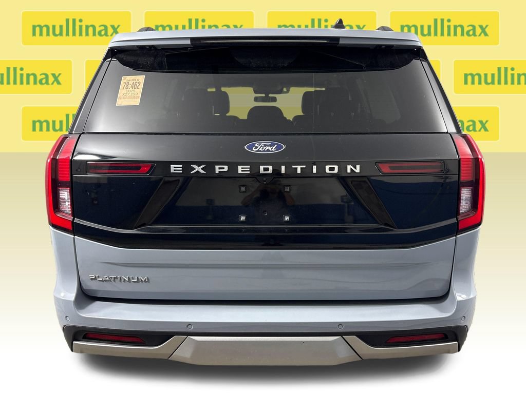 Certified 2025 Ford Expedition Platinum w/ Driver's Package AWD/4WD image 9