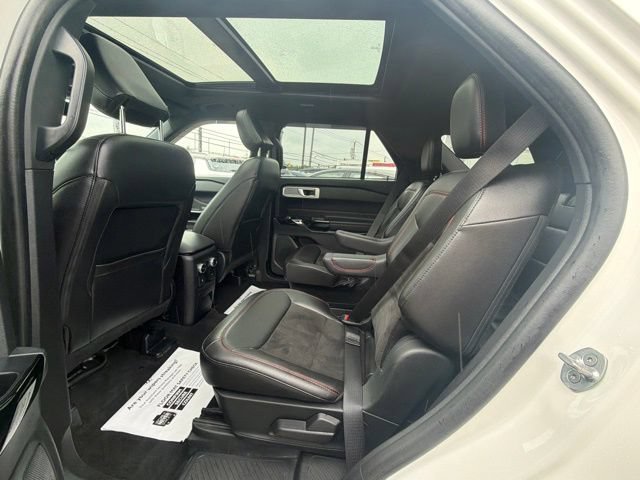 Certified 2022 Ford Explorer ST-Line AWD/4WD image 19