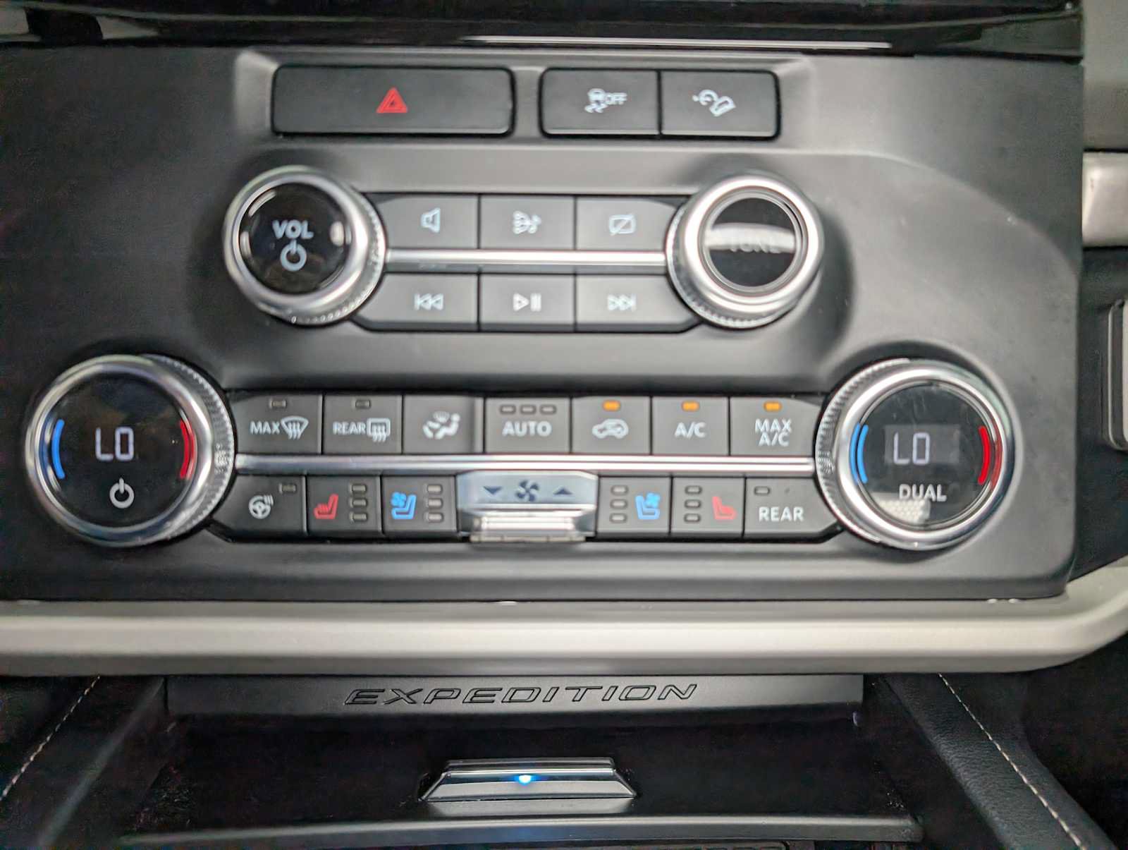 Certified 2023 Ford Expedition XLT AWD/4WD image 35