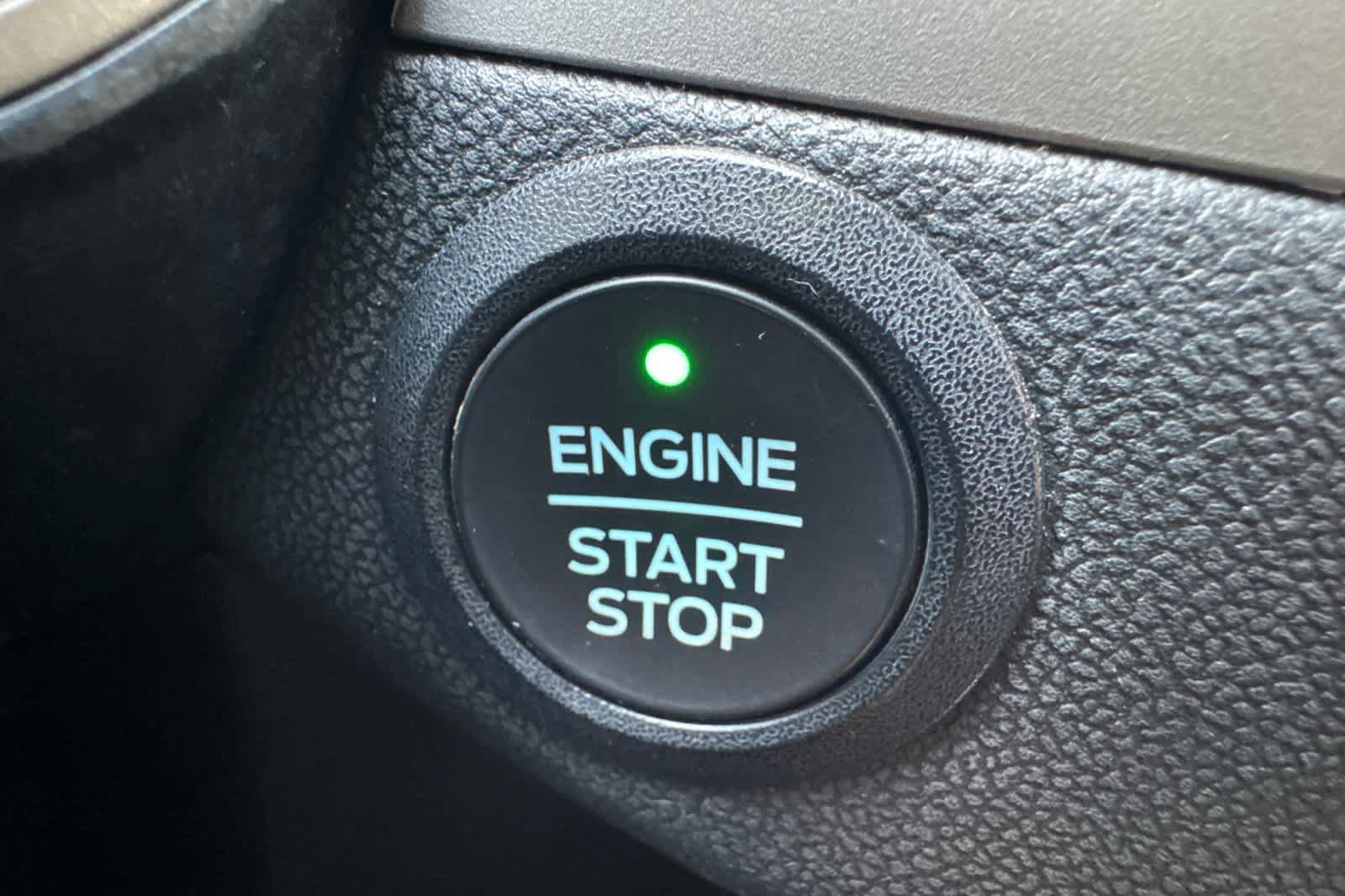 Certified 2022 Ford Escape SEL w/ Technology Package FWD image 22