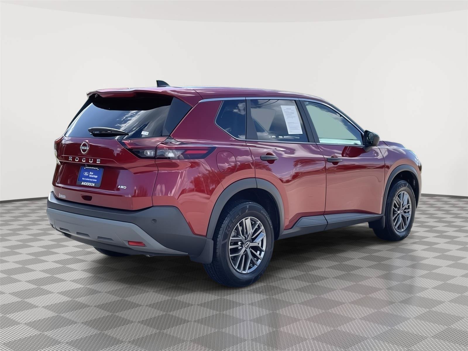 Used 2023 Nissan Rogue S AWD/4WD image 7