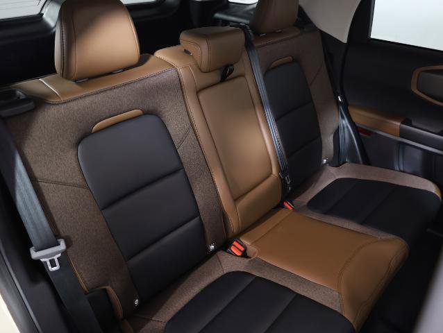 Certified 2025 Ford Bronco Sport Outer Banks w/ Outer Banks Tech Package+ AWD/4WD image 10
