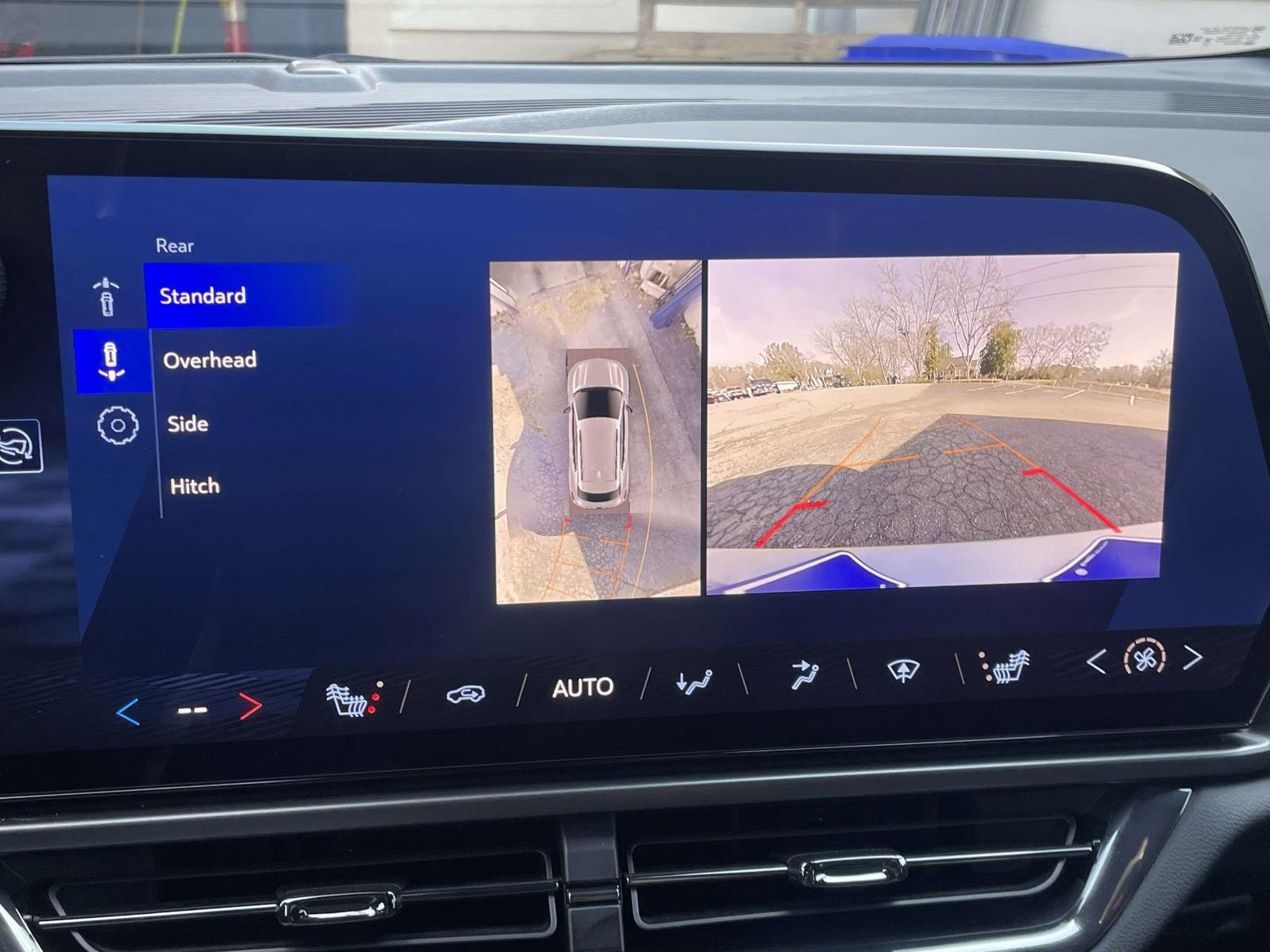 Used 2024 Chevrolet Equinox EV RS image 18