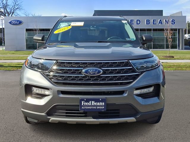 Certified 2023 Ford Explorer XLT w/ Equipment Group 202A AWD/4WD image 2
