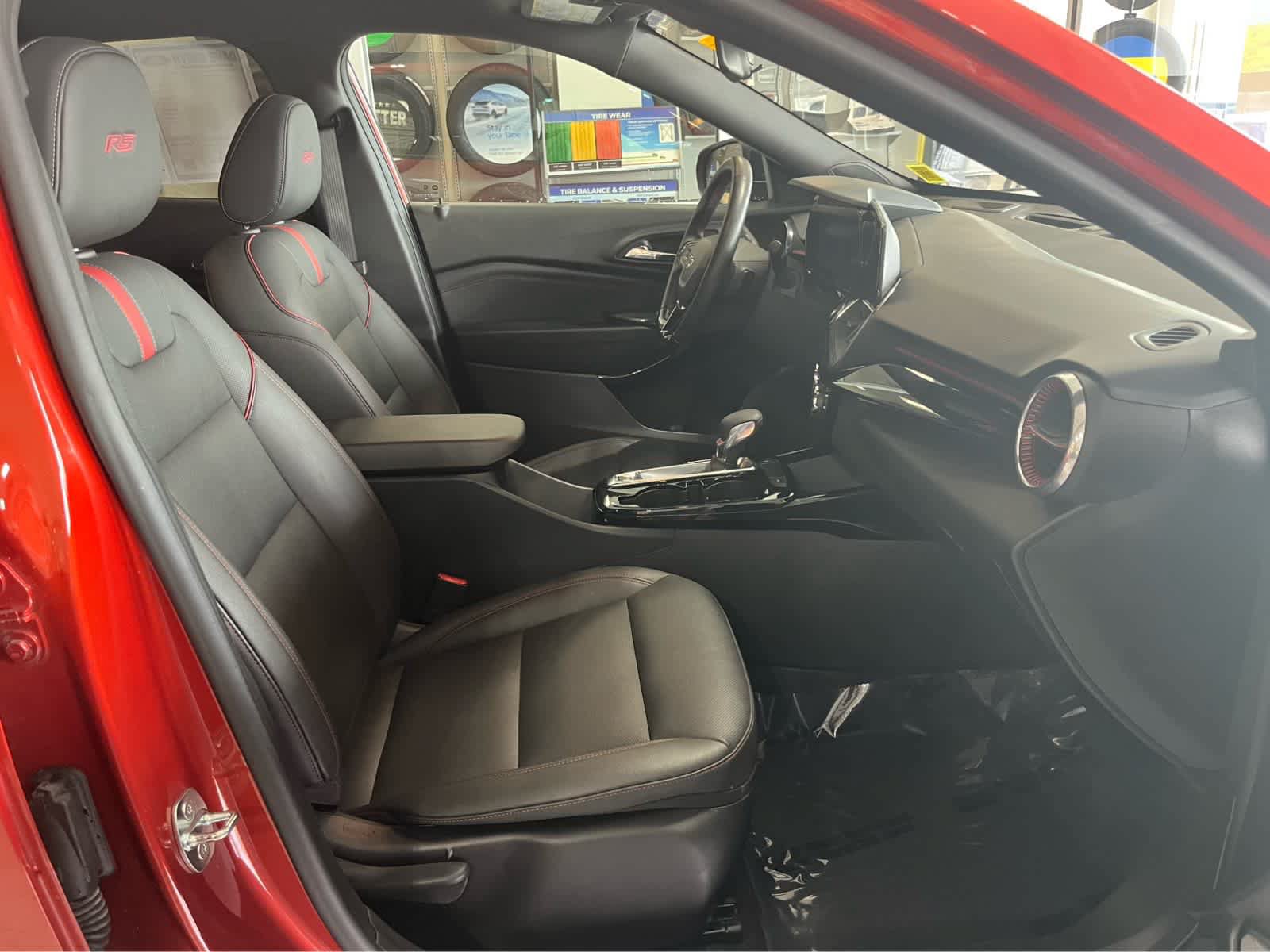 Used 2024 Chevrolet Trax RS w/ Driver Confidence Package FWD image 51