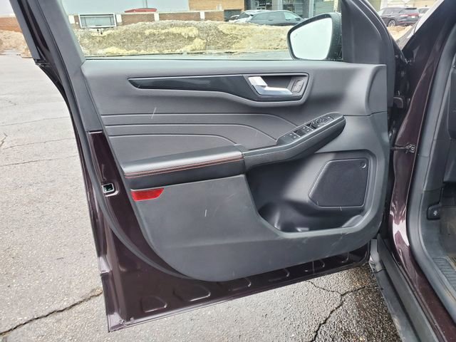 Certified 2023 Ford Escape ST-Line w/ Tech Pack #1 image 10