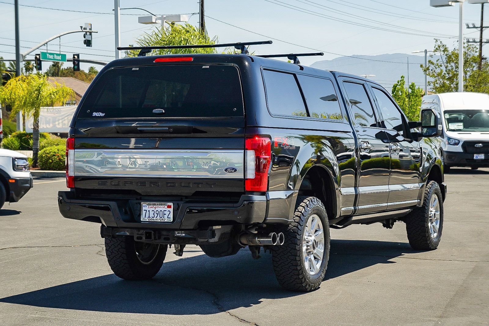 Certified 2017 Ford F250 Platinum w/ Platinum Ultimate Package image 4