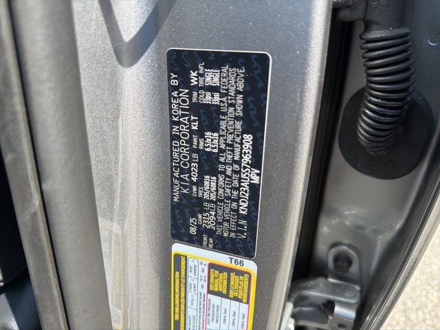 Used 2025 Kia Soul LX w/ LX Technology Package image 9