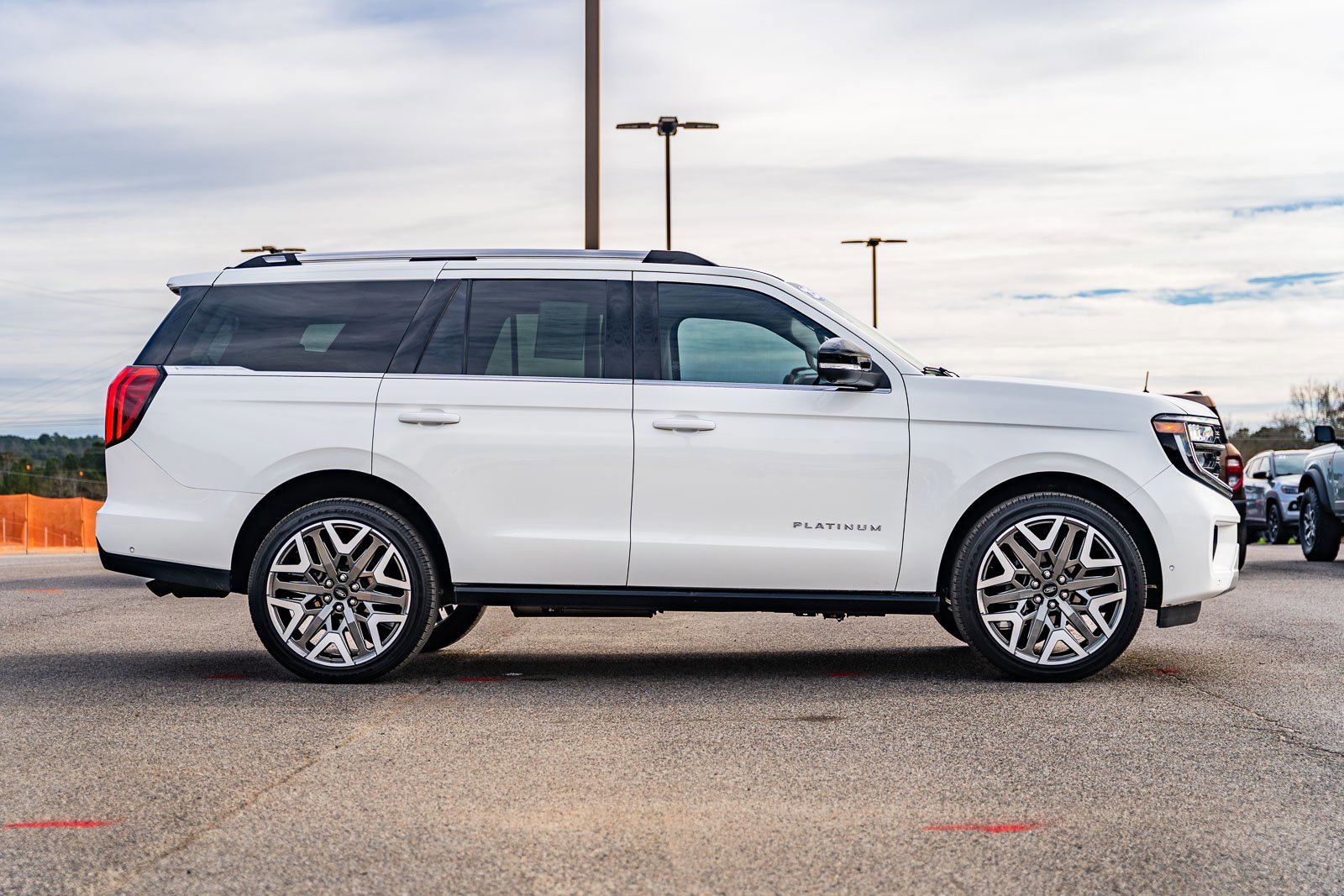 Certified 2025 Ford Expedition Platinum w/ Platinum Ultimate Package image 6