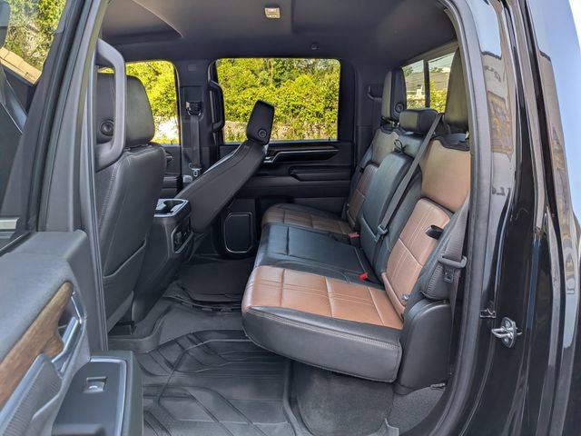 Used 2024 Chevrolet Silverado 3500 High Country w/ Technology Package AWD/4WD image 19
