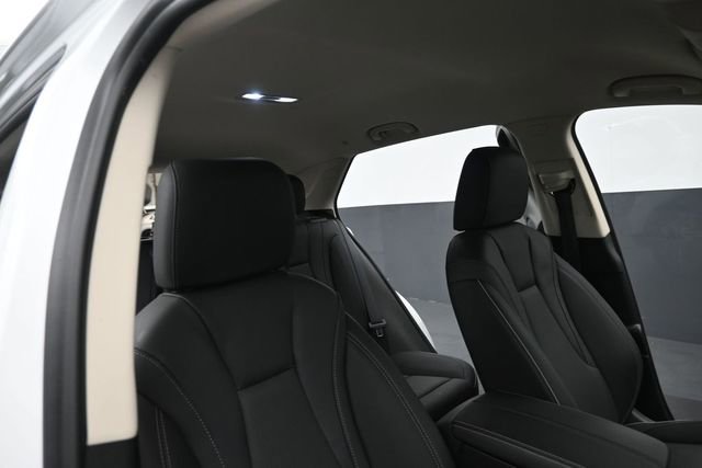 Used 2023 Buick Envision Essence AWD/4WD image 31
