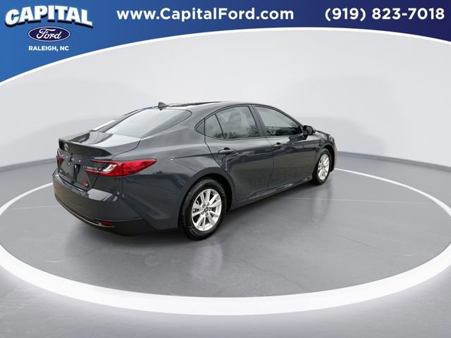 Used 2025 Toyota Camry LE image 6