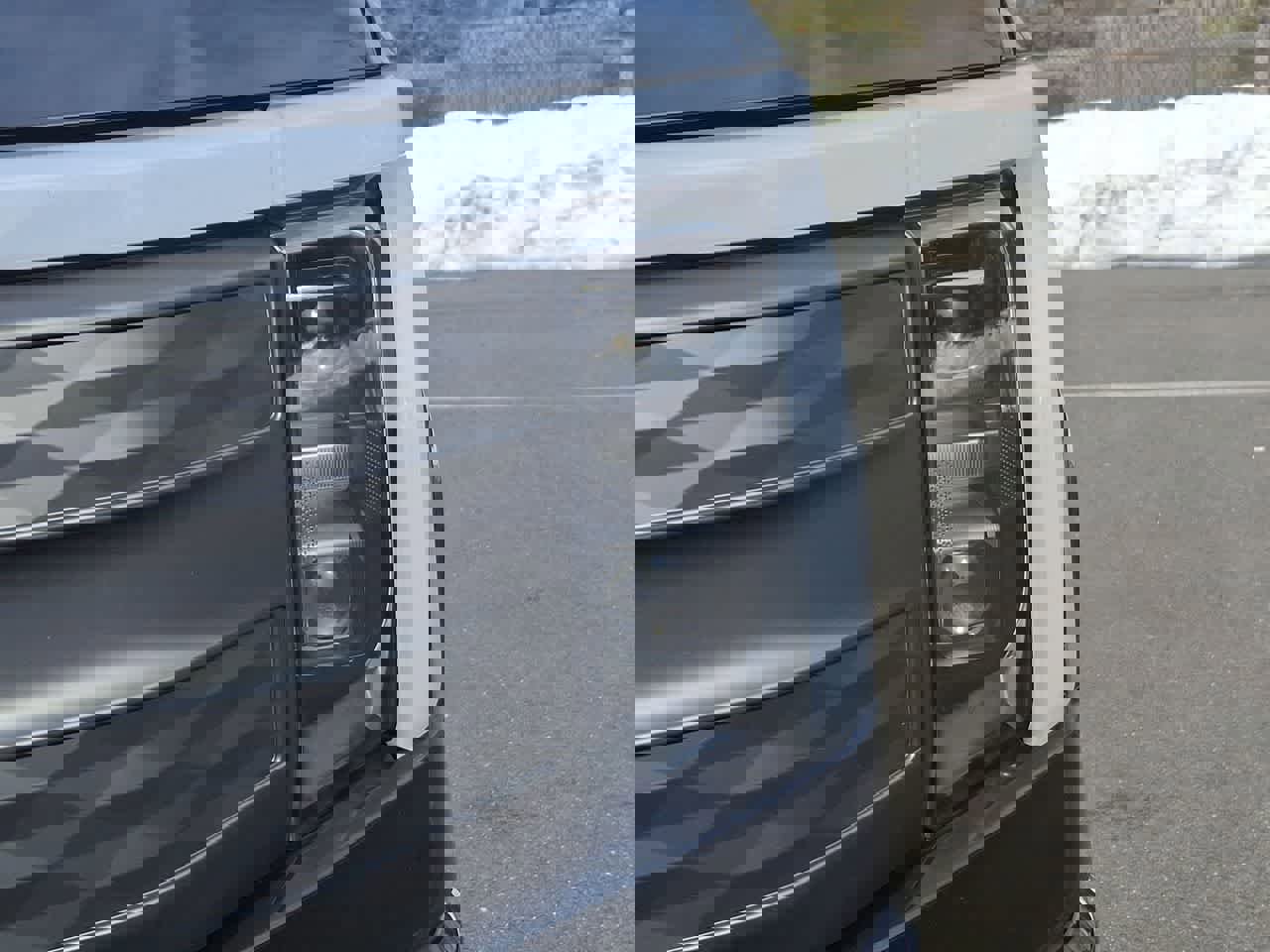 Certified 2022 Ford F150 Lightning Lariat image 30