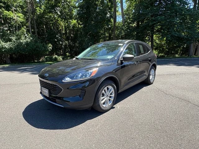 Certified 2022 Ford Escape SE w/ Convenience Package