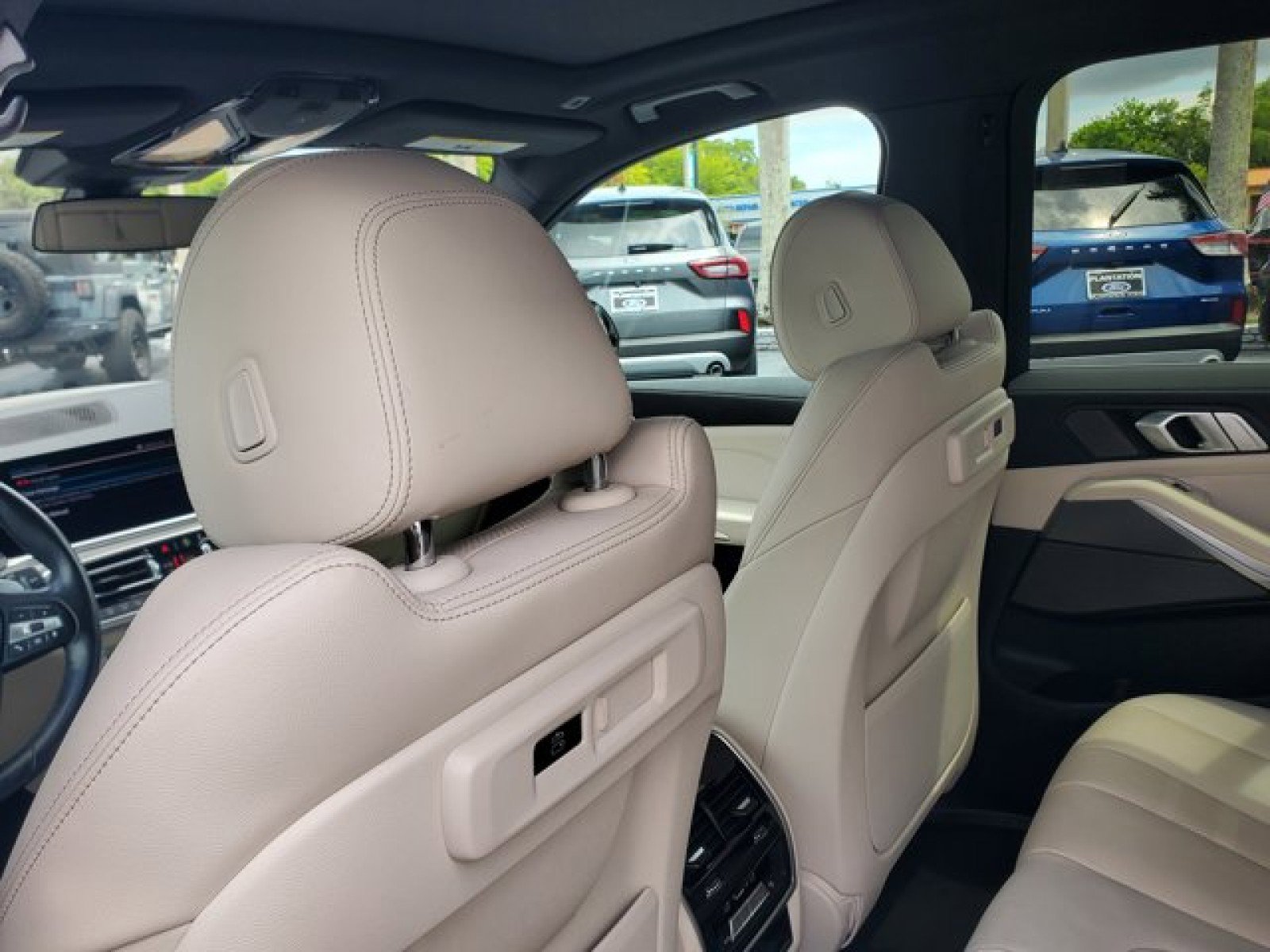 Used 2021 BMW X5 xDrive45e w/ Premium Package image 30