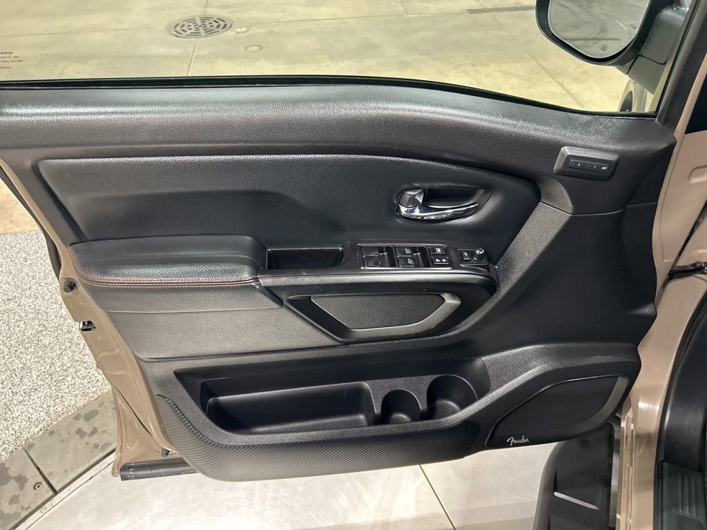 Used 2021 Nissan Titan PRO-4X w/ Pro-4x Convenience Package image 13